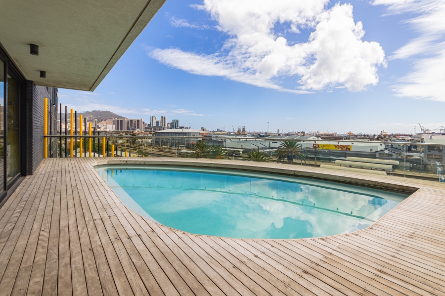 1 Bedroom Property for Sale in Woodstock Western Cape